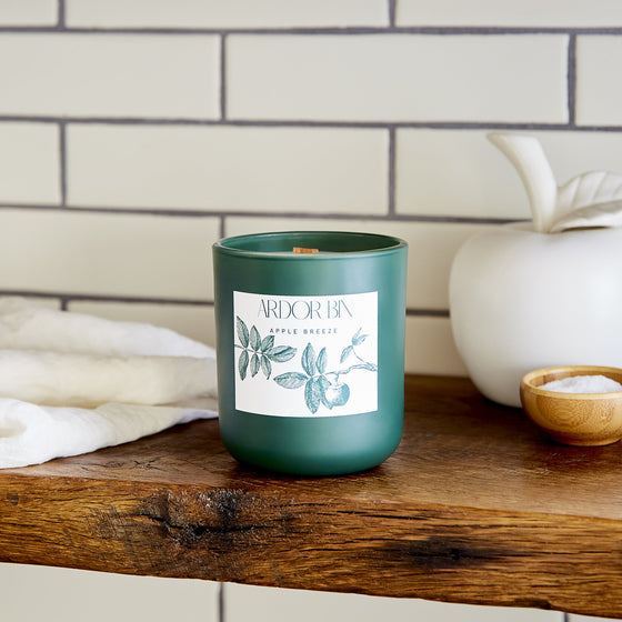 Apple Breeze Wood Wick Botanical Candle